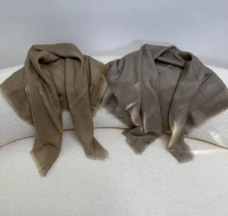 LP Scarf 80X80cm E091108